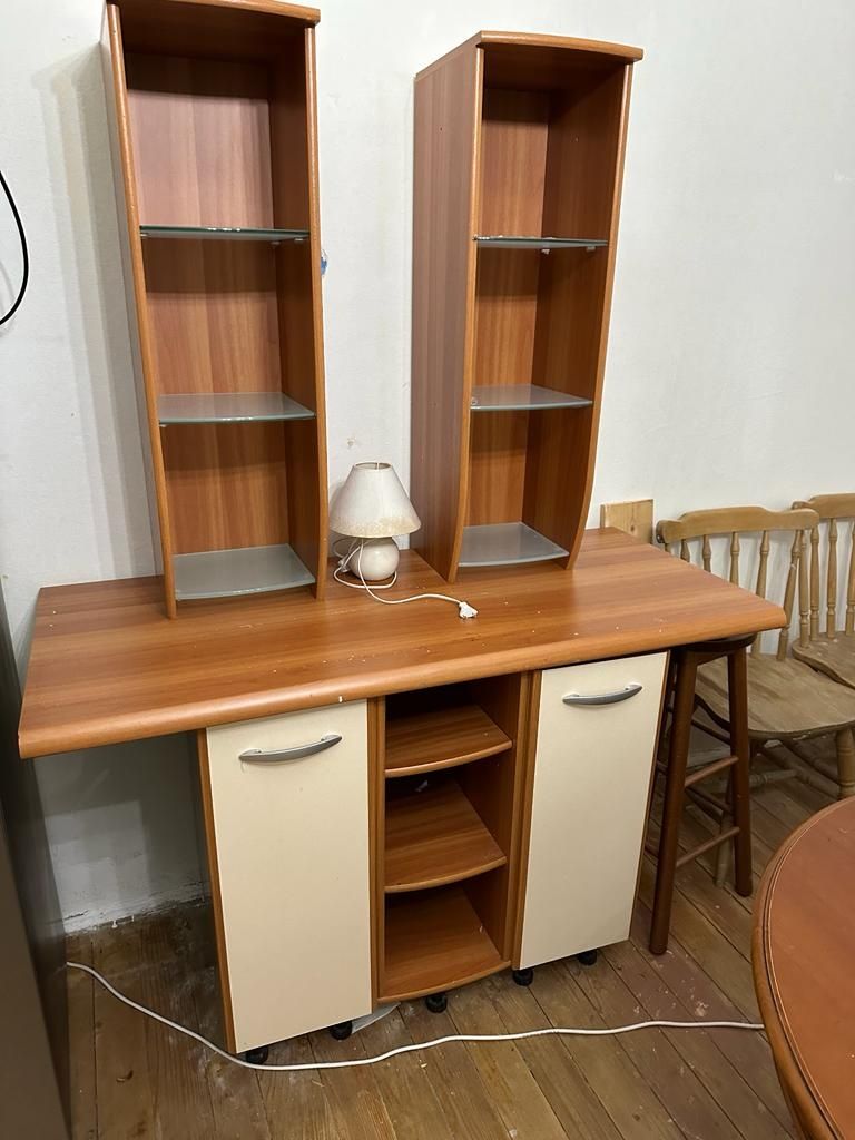 Mobilier sufragerie cu etajere