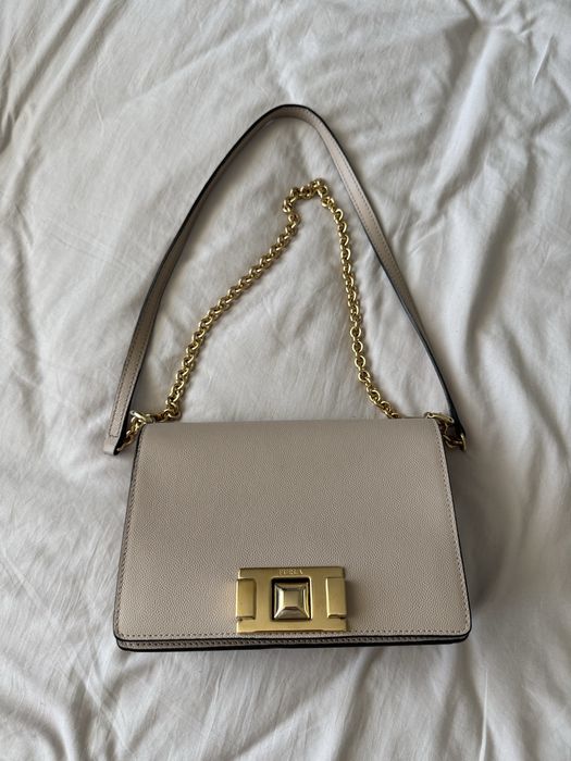 Продавам две Чанти Furla
