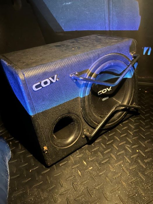 Саб буфер на авто