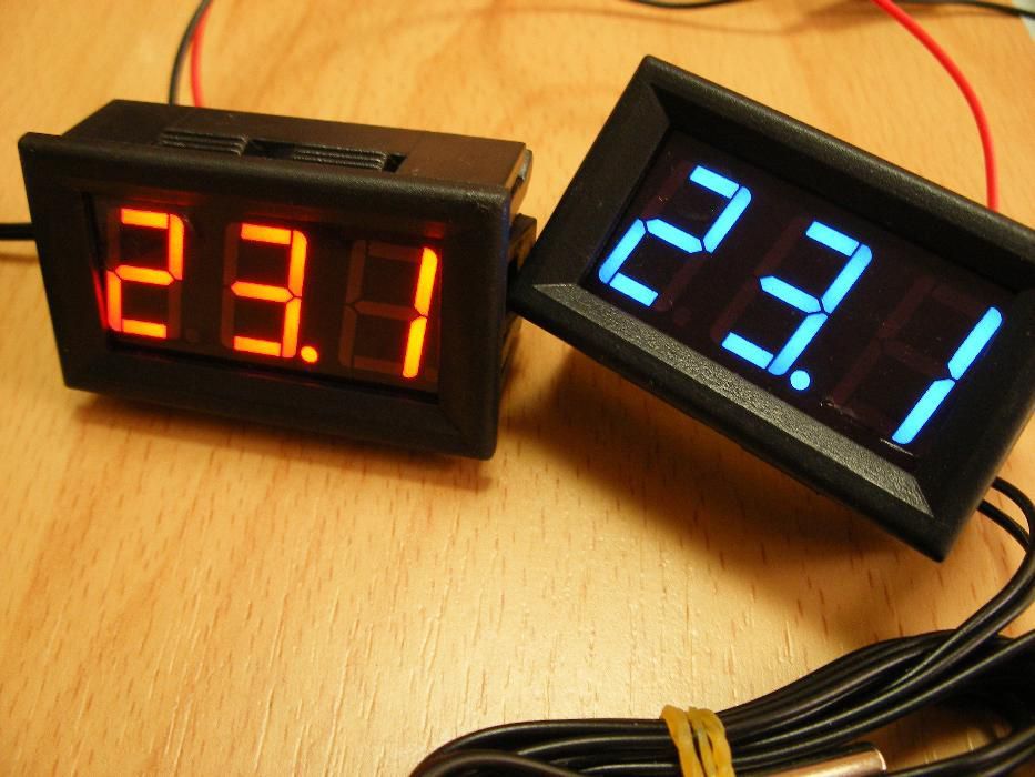 Панелен LED / LCD термометър -50 - +110 ° C със сонда червен/син/зелен