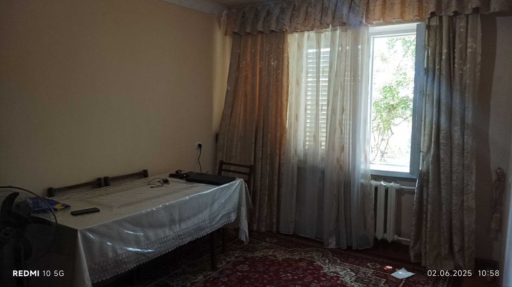 Рисовый базар,  Бакалея 3-3-4, 70м2, балкон 2х6