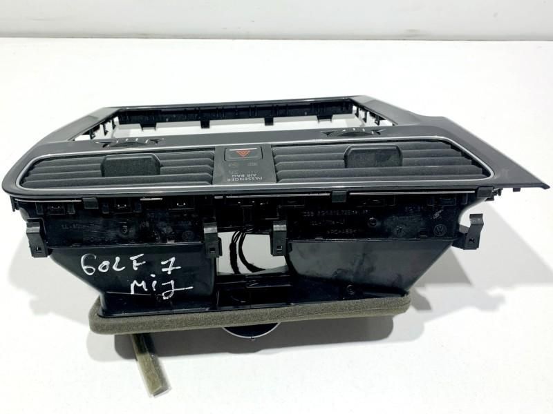 Grila ventilatie bord centrala Volkswagen Golf 7 facelift (2017-2020) 5G1819728AE