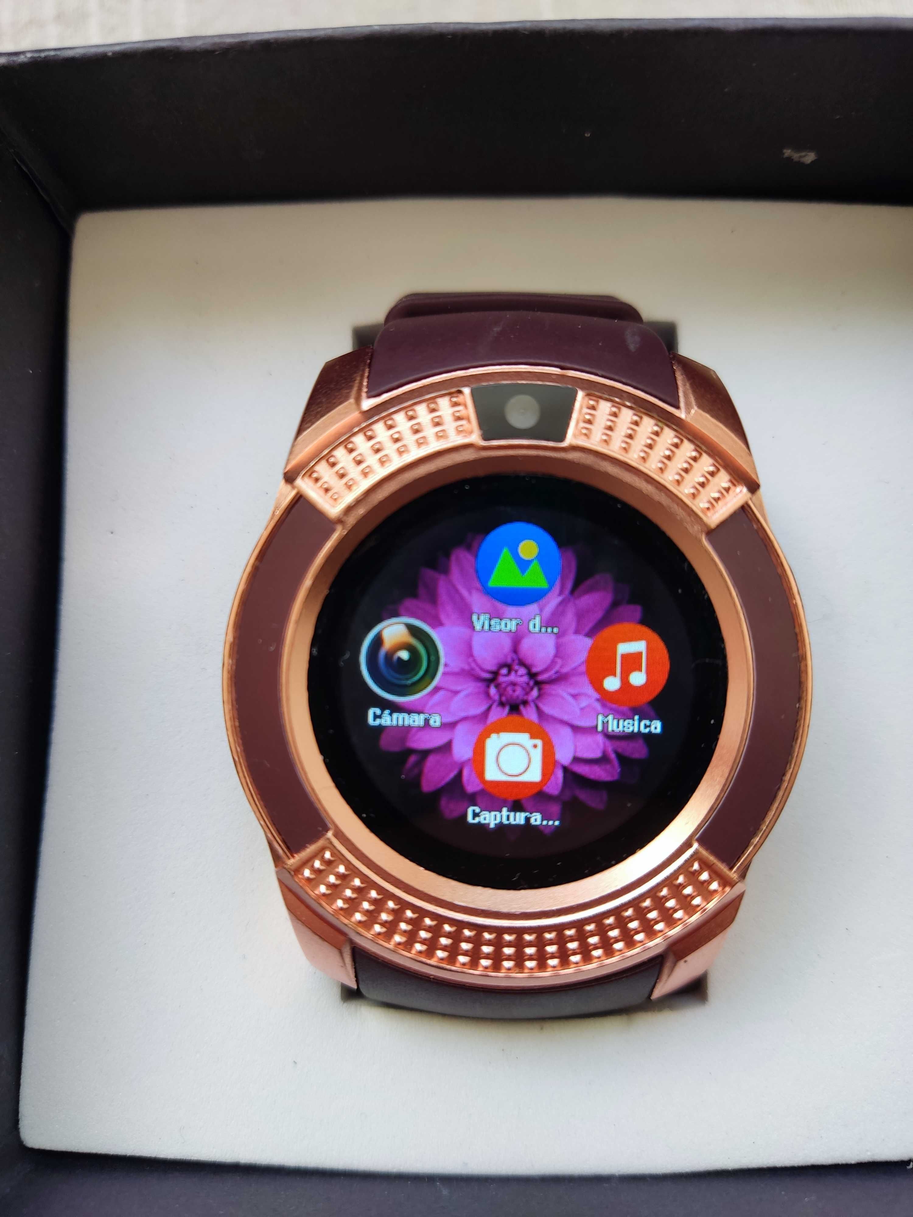 Сензорен смарт часовник, SIM карта, камера, bluetooth функция, аларма