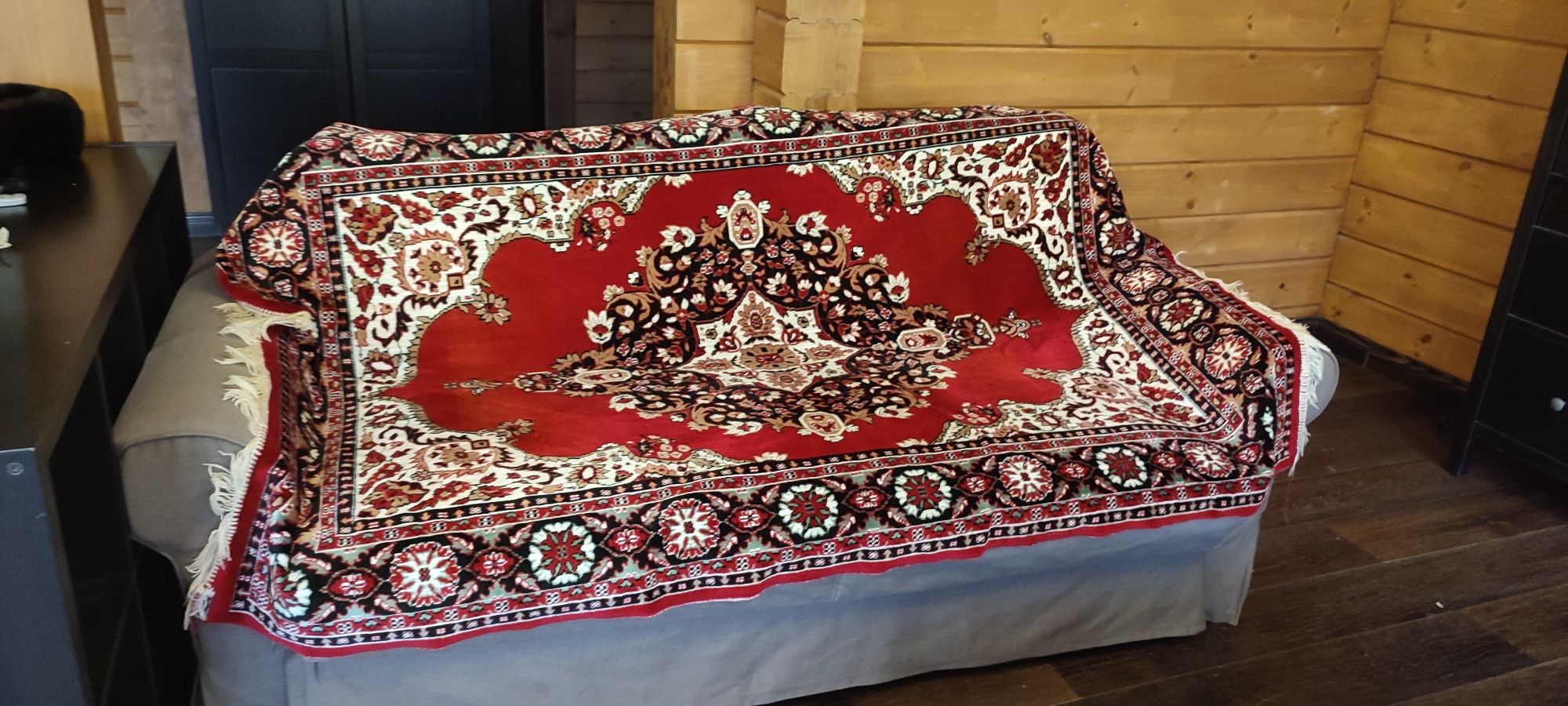 Продам дивандек (накидку на диван)
