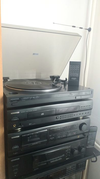 Linie audio Kenwood telecomanda