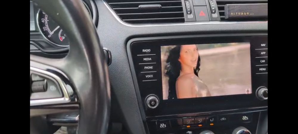 Harti SD Audi VW Skoda Video Android CARPLAY GPS navigatie SD Update