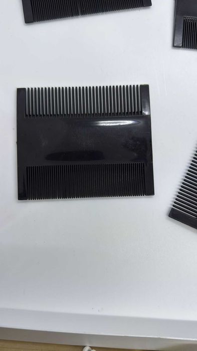 Piepten paduchi, negru, model simplu, negru, 8 x 9 cm