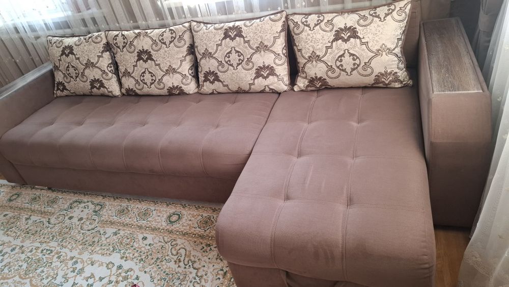 Диван в отличном состоянии
