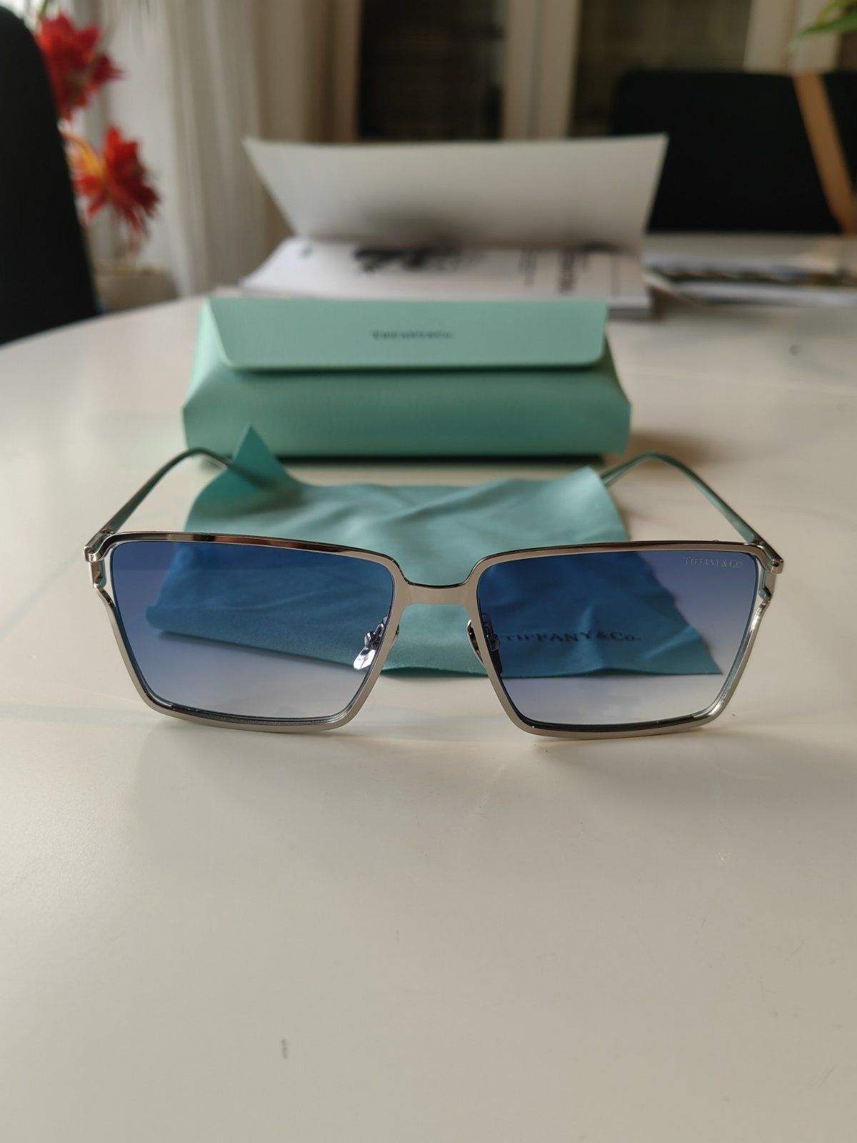 Продавам слънчеви очила Tiffany &  Co