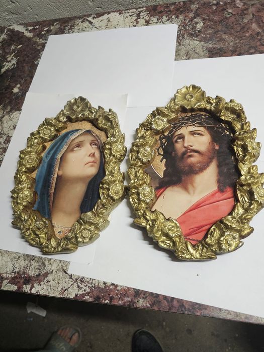 Două icoane ortodoxe