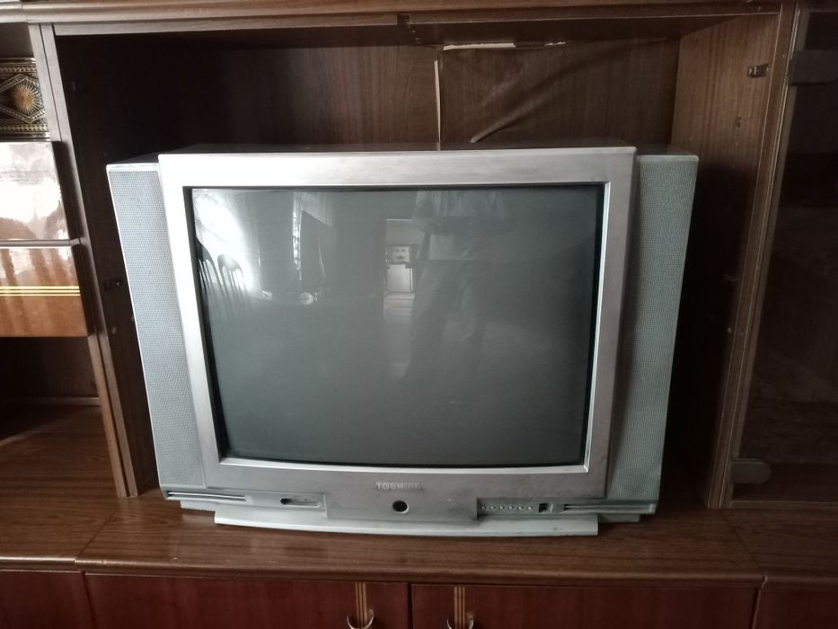 Продается телевизор тошиба