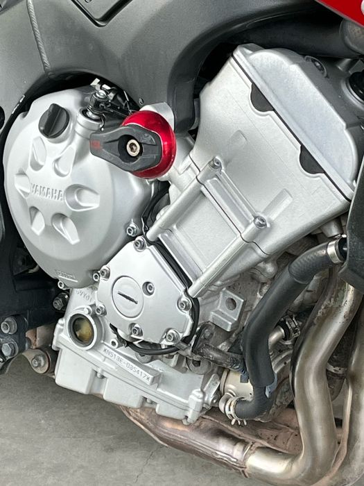 Vând Yamaha FZ 1000