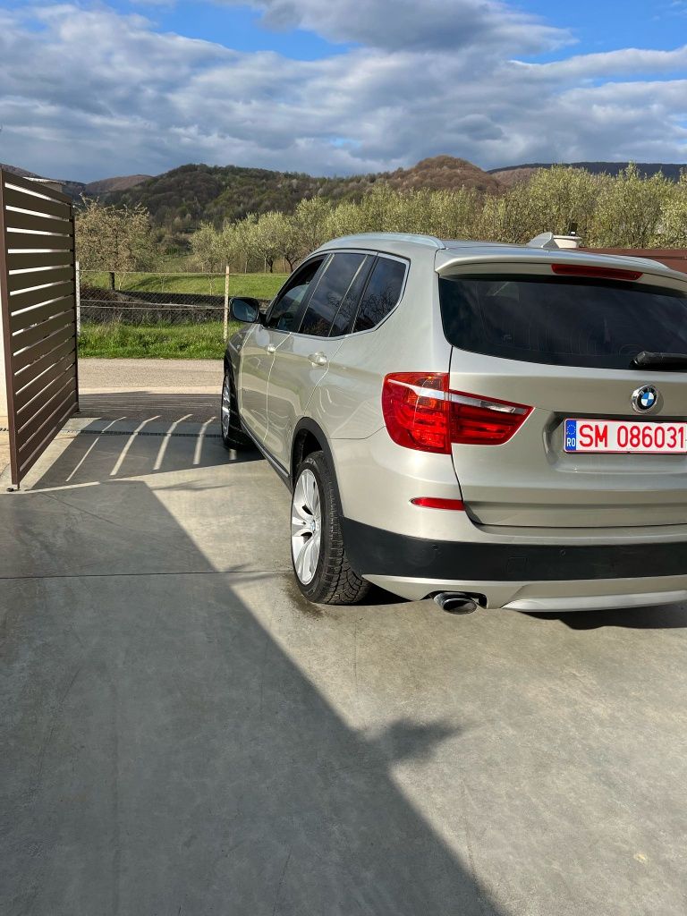 Vînd bmw x3 2011