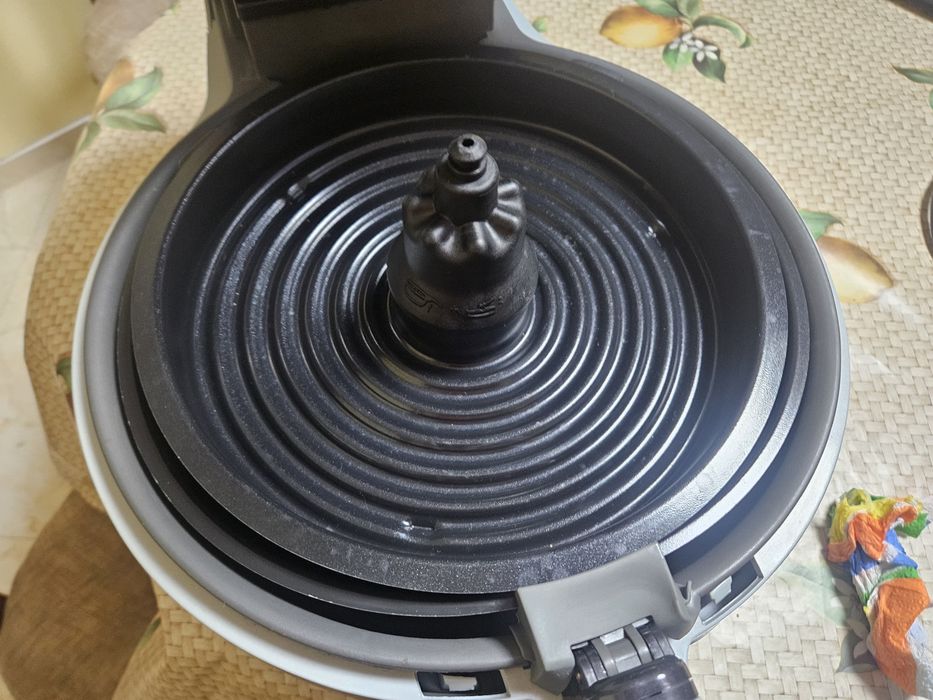 Фритюрник Tefal actifry 2в1