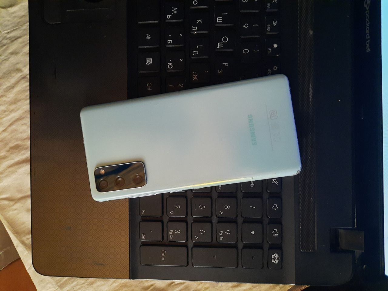 Samsung s20 Feee