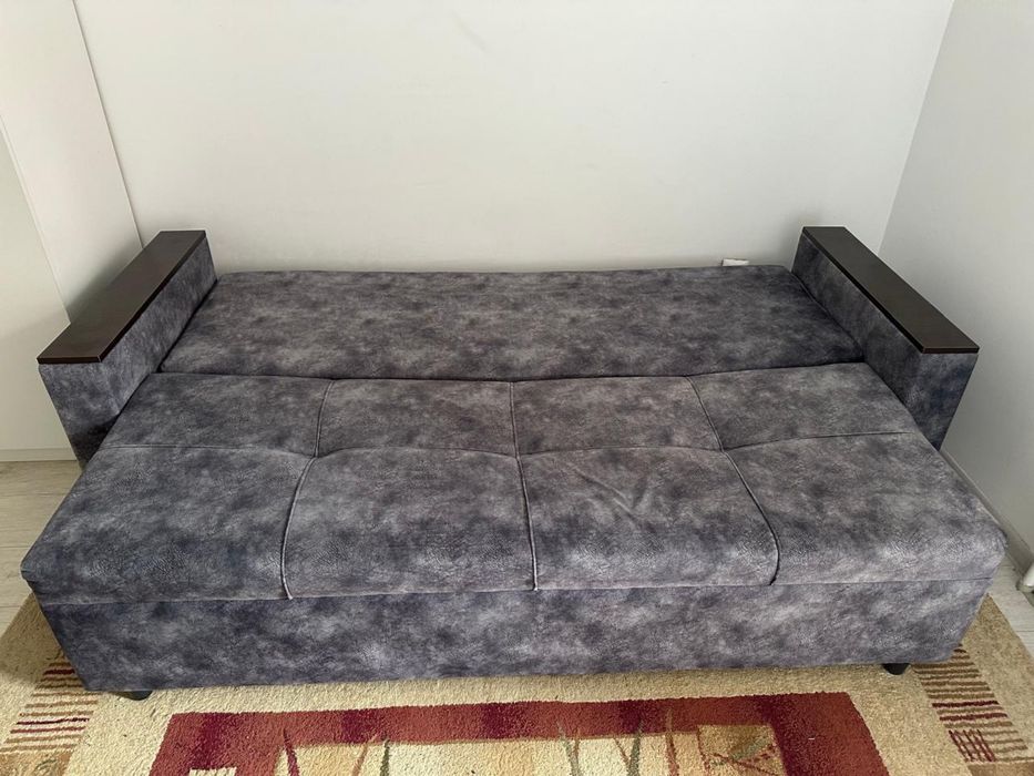 Диван, выдвижной, серого цвета