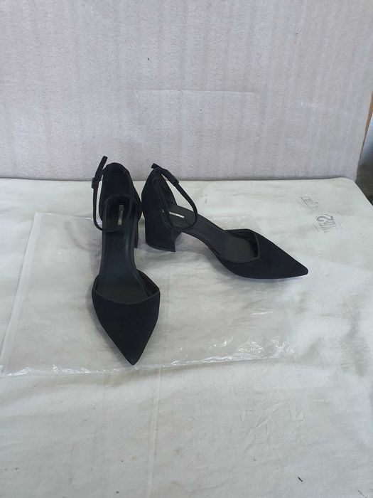 Продаются Туфли Женские