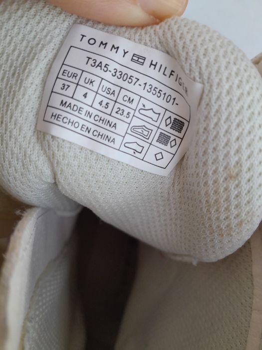Бели боти Tommy Hilfiger, 37 номер