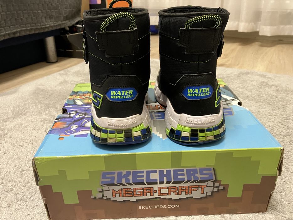 Vand cizme Skechers marimea 30