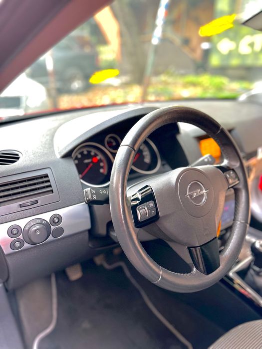 Opel Astra H 1.8 (140 к.с.)