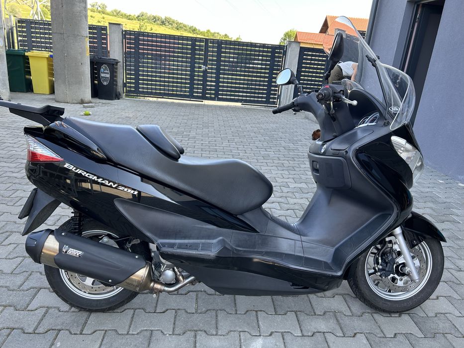 Scuter Suzuki Burgman 200