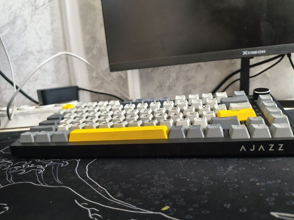 Продам ajazz ak820