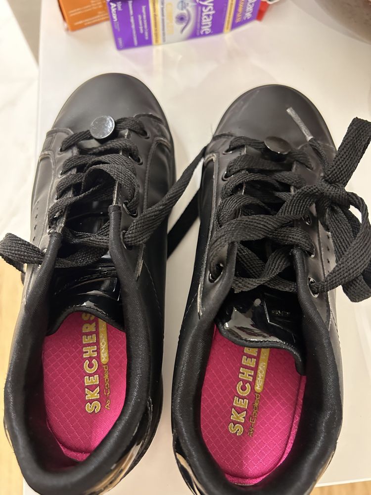 Обувки Skechers , 34 номер