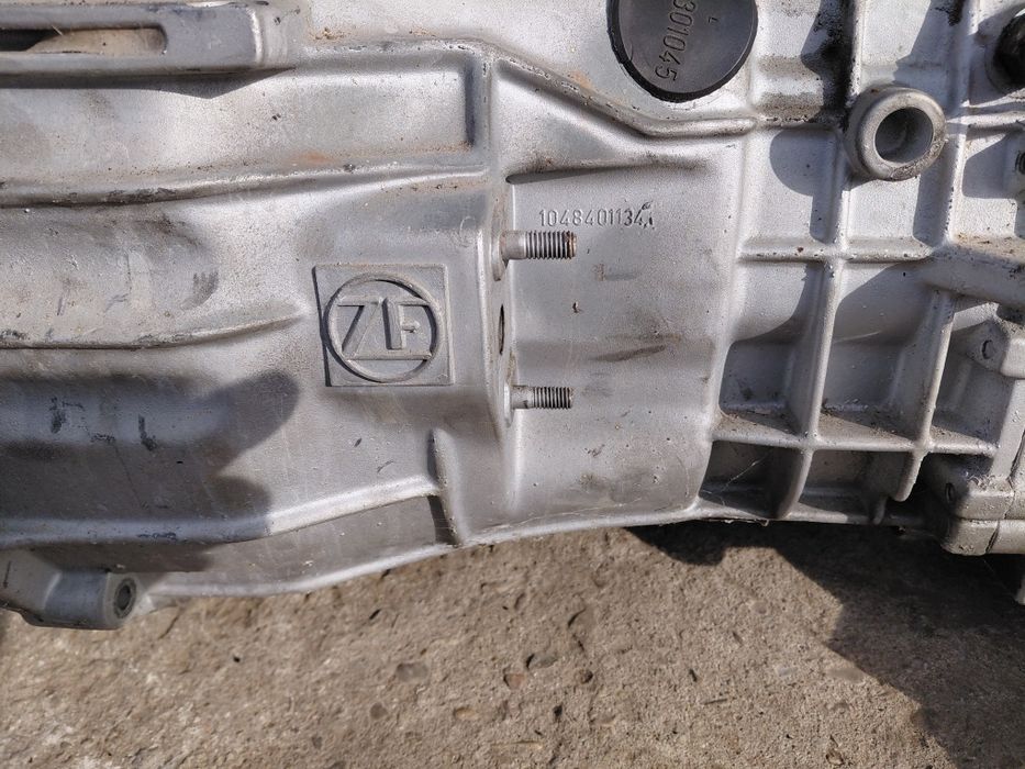 Cutie viteze zf bmw e30 ursulet