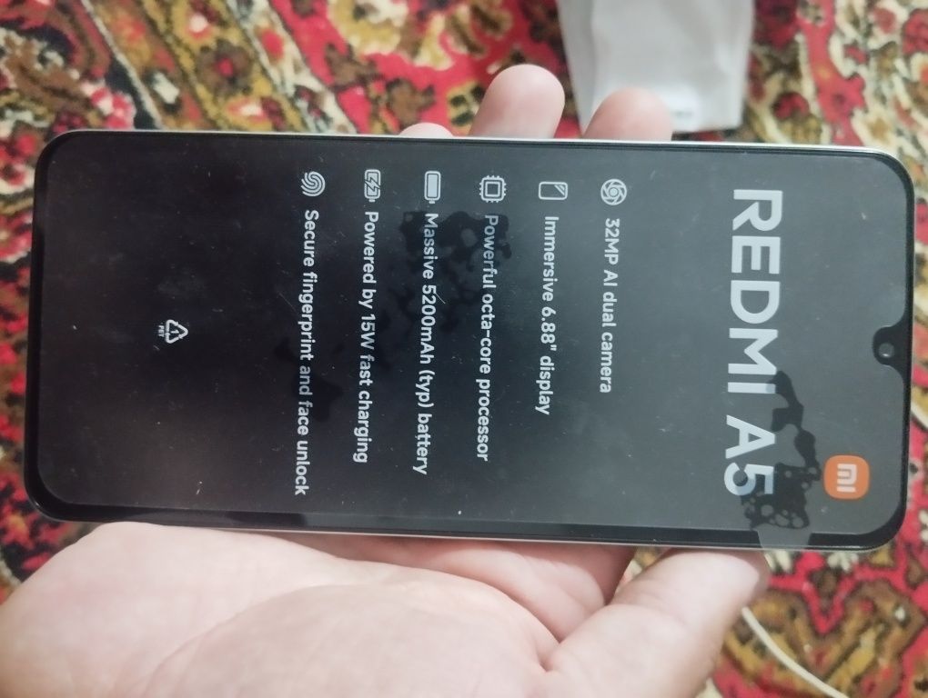 Iphone X Redmi A5 sotiladi