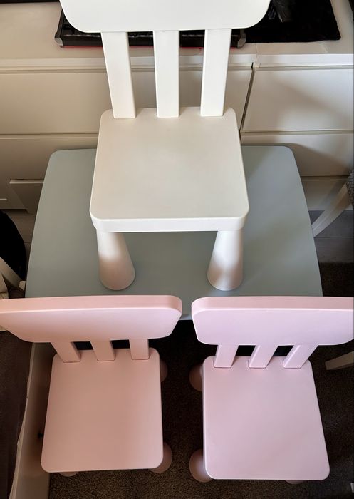 Masa pentru copii + 3 scaune Mammut IKEA
