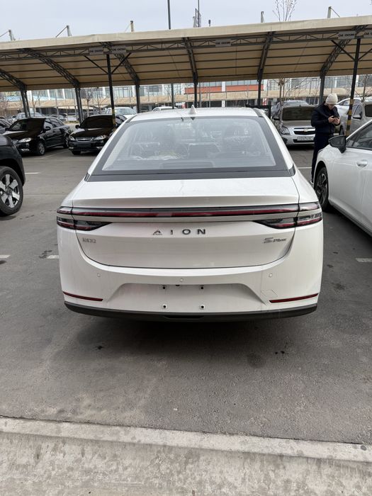 Продается Aion s plus