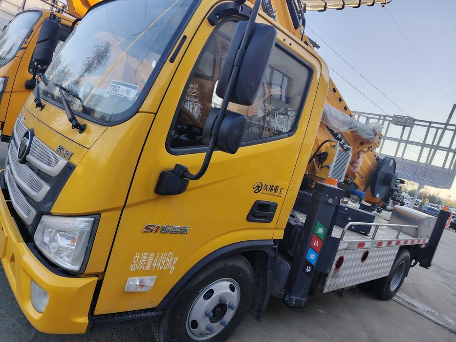 Avtovishka bor sotiladi