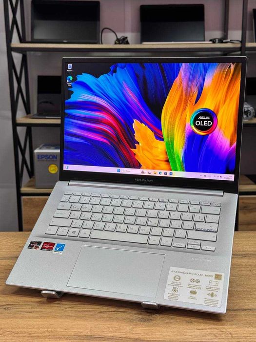 Мощный ноутбук Asus VivoBook 14 OLED Ryzen 5-5600H/8GB/256GB/2K+90Hz