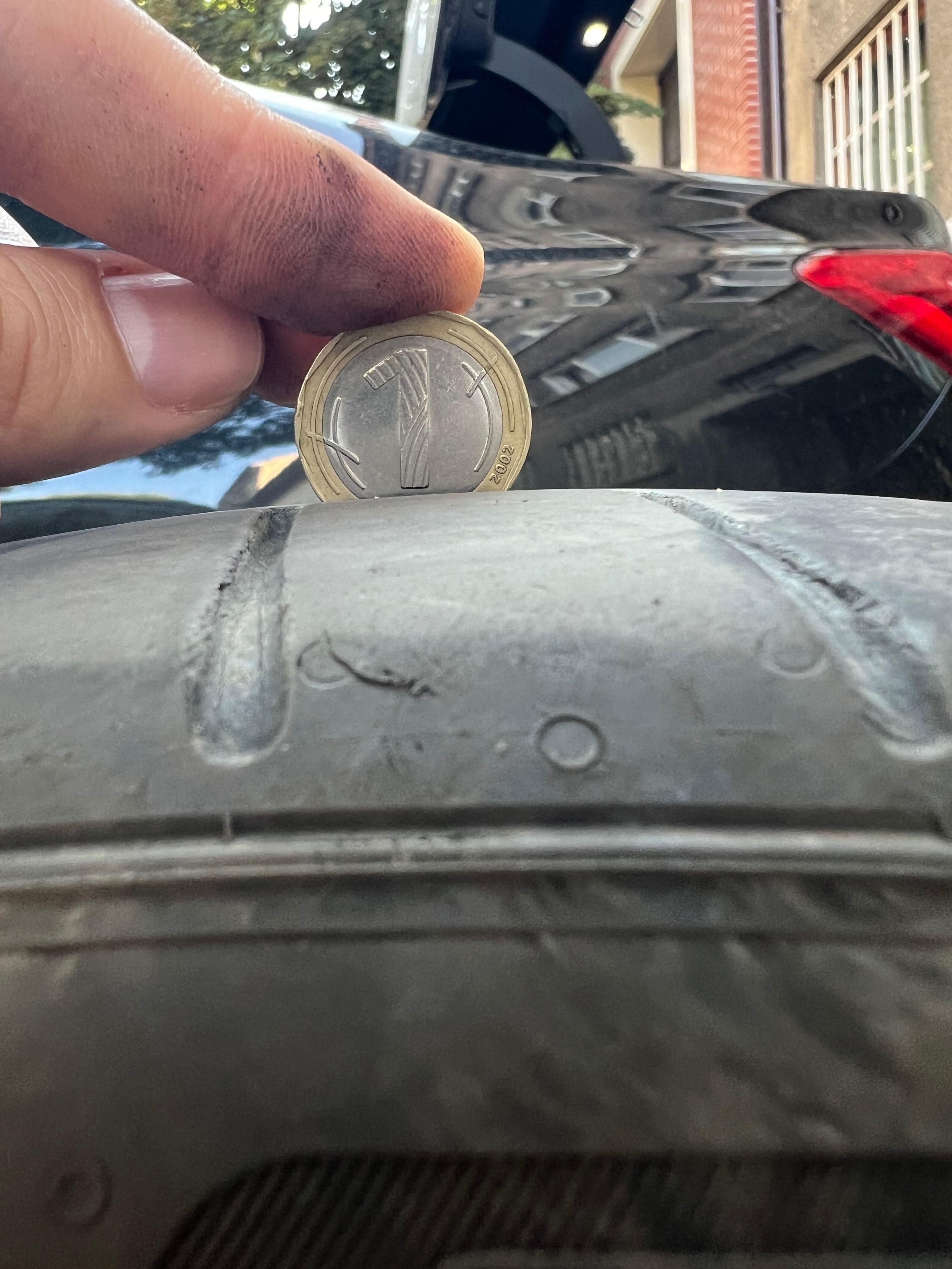 Лятна гума 245 40 20 Pirelli P-zero run flat с хомологация за Bmw