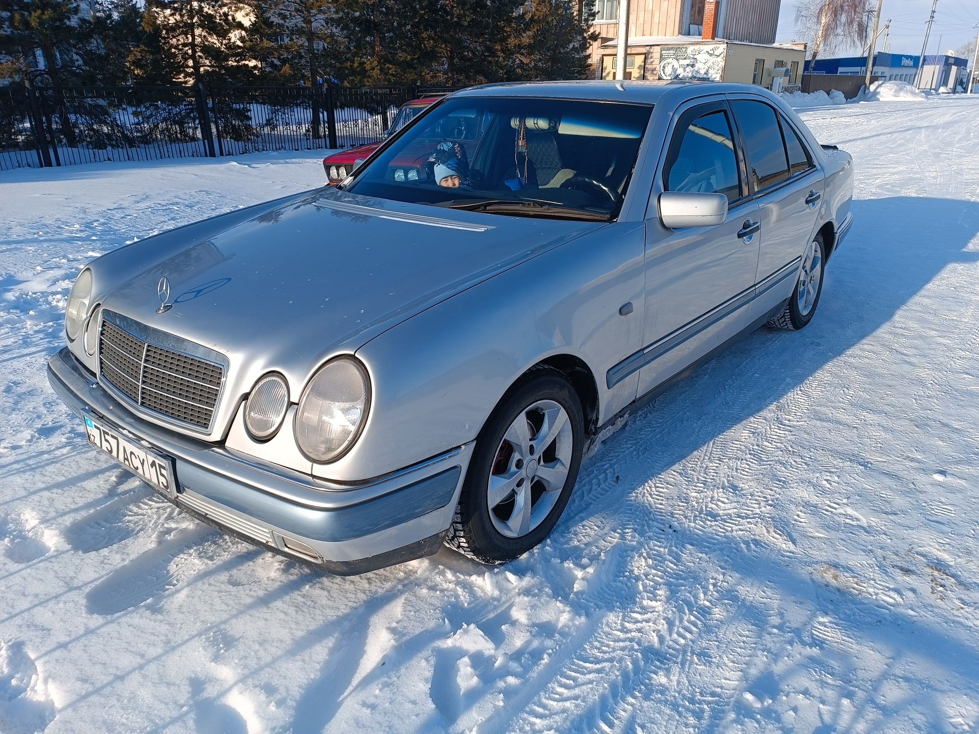 Продам Мерседес w210 e230