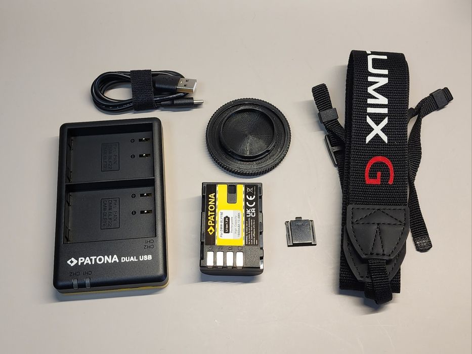 Panasonic G9 + 2 obiective (Leica 12-60mm, 7artisans 50mm) + adaptoare