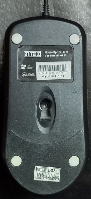 Vând tastatura"Logitech"+mouse