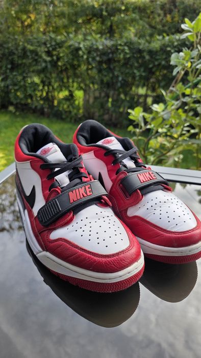 Обувки NIKE AIR JORDAN Lecacy 312 Low Red