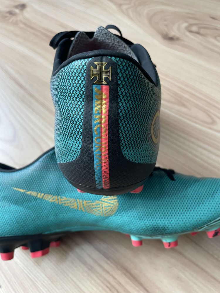 NIKE Mercurial CR7/футболни/обувки/бутонки 40,5размер
