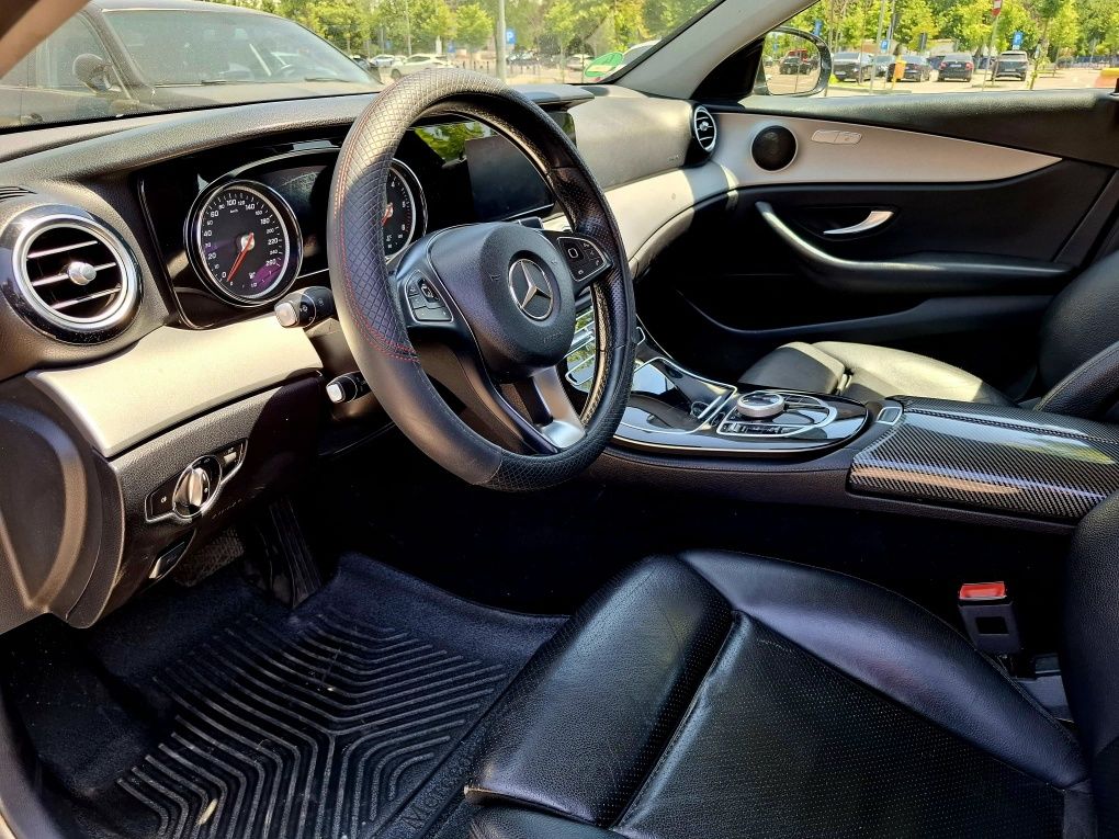 Mercedes Benz -E220 Avantgarde 2018