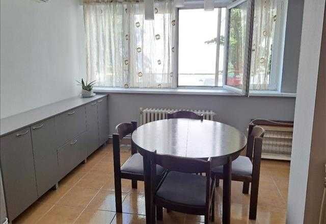 Дава се под наем Тристаен апартамент в Пловдив, Христо Смирненски - 87 кв.м за 255 € - Снимка #1