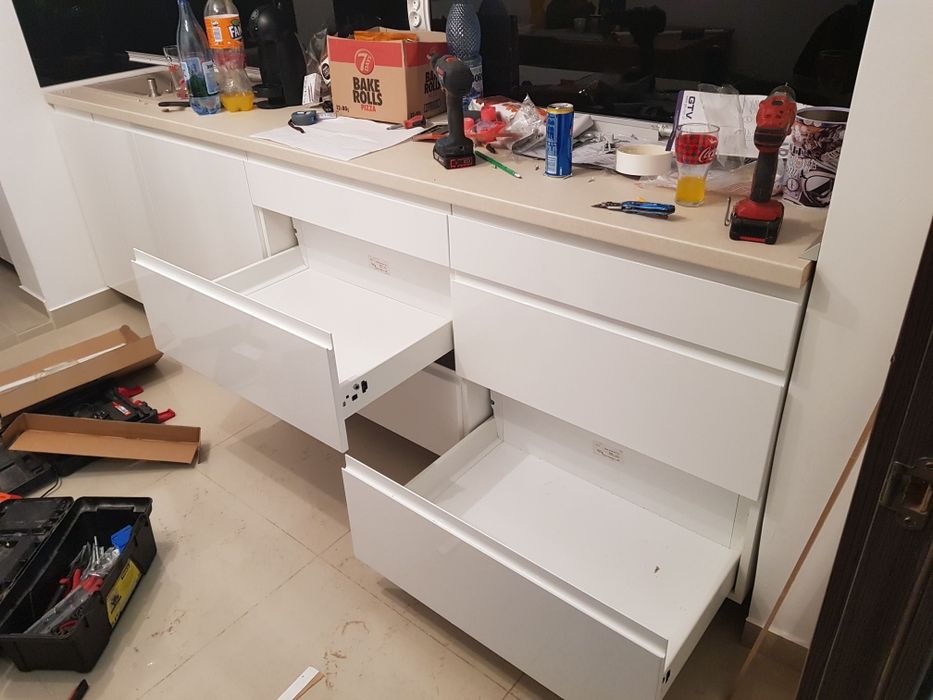 Mobila pe comanda, dupa modelul dvs, montaj mobilier, Tamplar