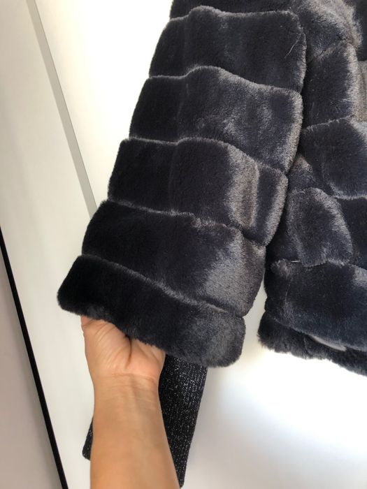 Яке с къс косъм в размер S