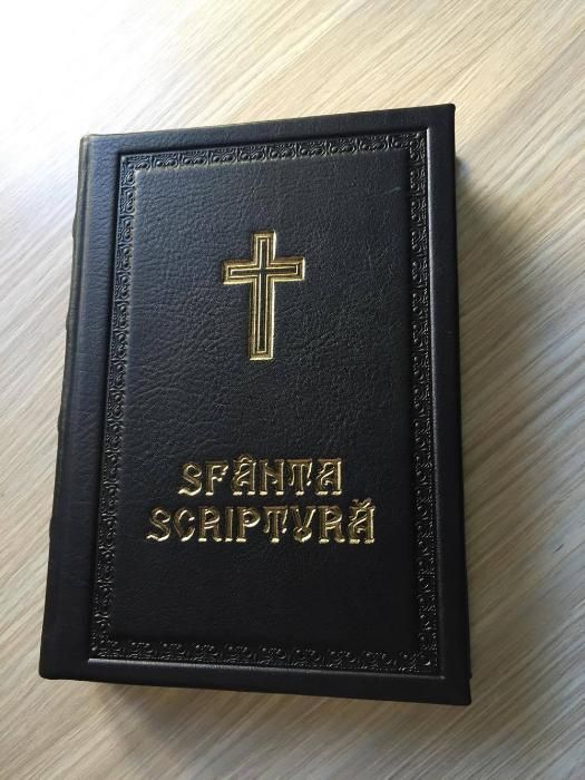 Legatorie: Biblia, Liturghier, Carte de rugăciuni, Ceslov, Psaltire..
