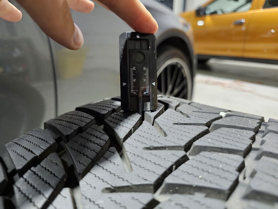 Roti jante anvelope iarna Audi A4/A6/A8 245 40 18