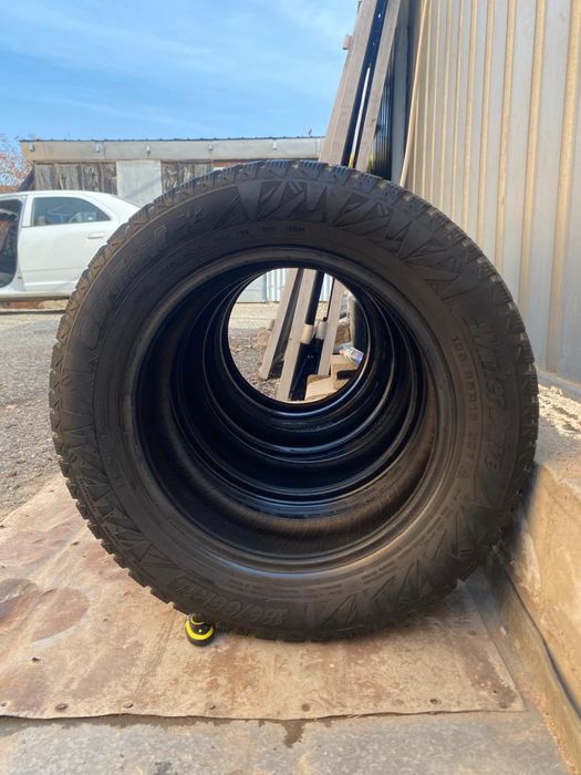 Зимние шины 15 размера состоянии отличное