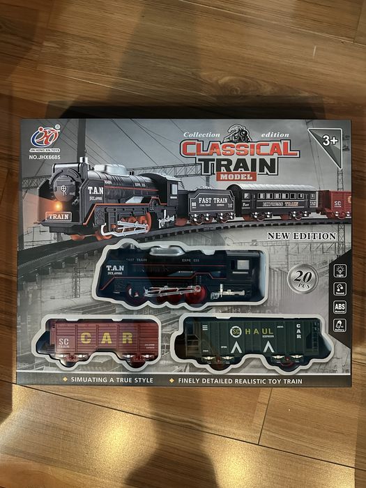 Tren clasic cu sina, cu lumini si sunet, NOU