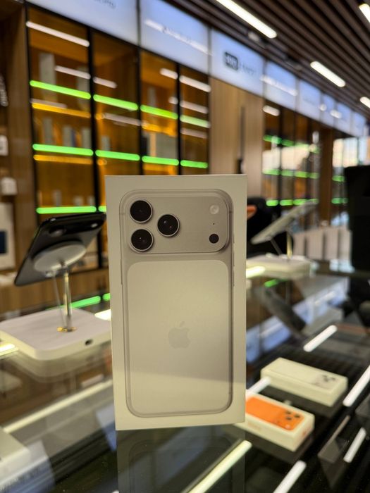 Iphone 17pro max silver 256gb