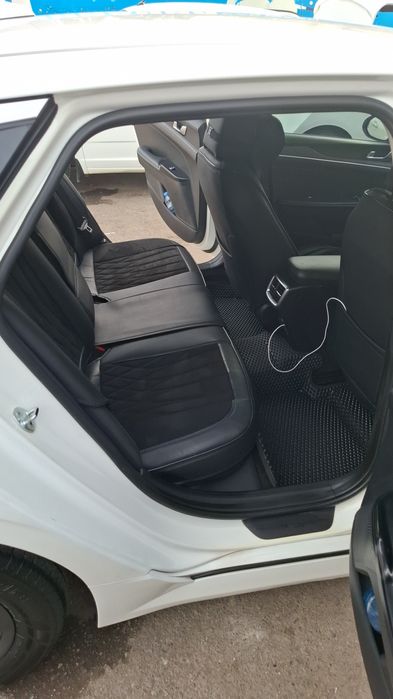 Kia k5 propani bor arendaga beriladi boshiga 6000 oyma oy 600 dan 5 yi
