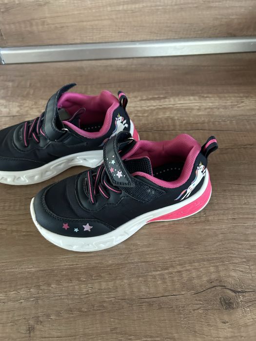 Детски комплект обувки